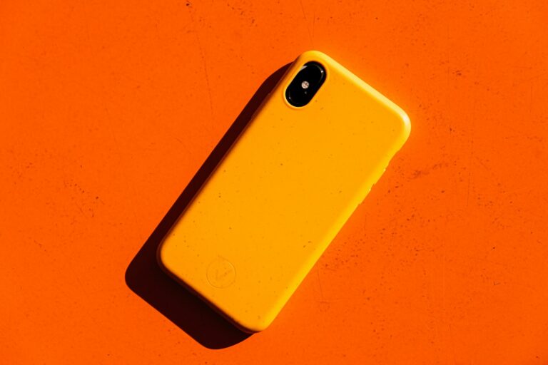 Smartphone table protective