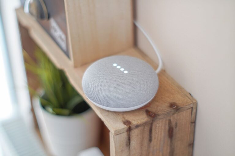 Smart plugs power