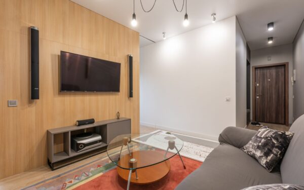 How to start a budget smart home in an apartment without rewiring anything