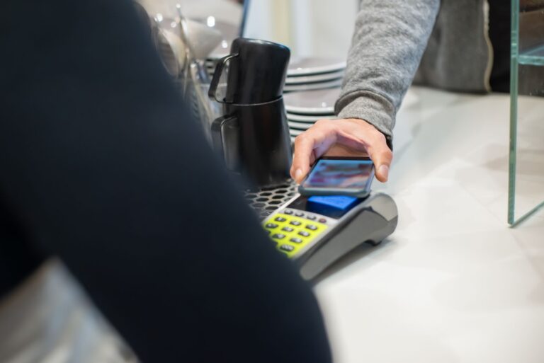 Smartphone digital wallet