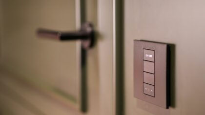 How to use smart locks at home without creating new security risks