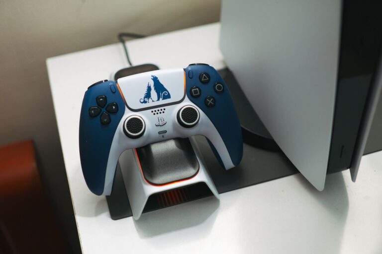 Gaming controllers charging