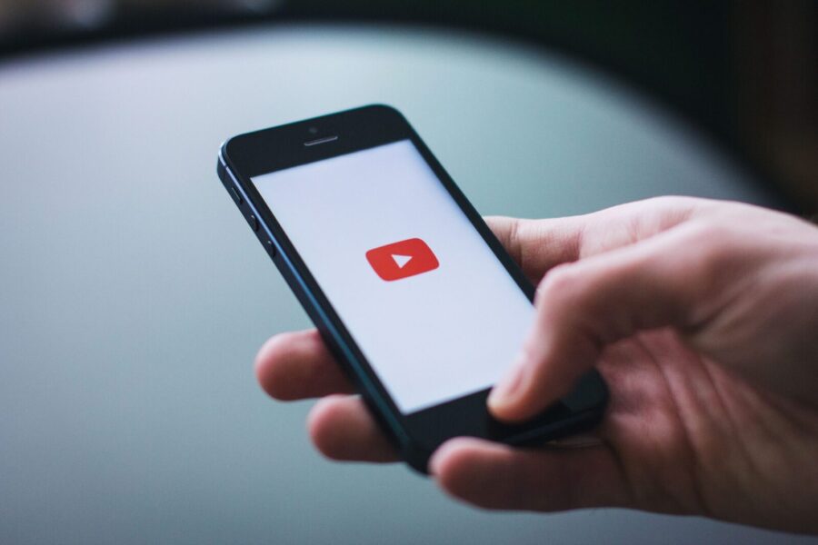 Youtube. Photo: Pexels