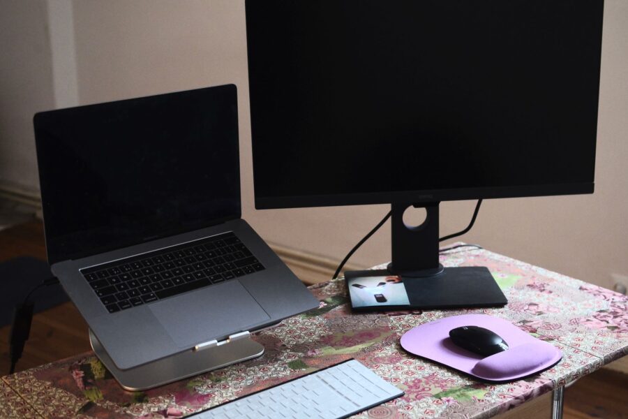 Portable monitor laptop