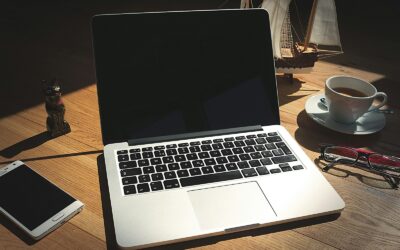 Power bank buying guide for laptops, tablets and phones on the go