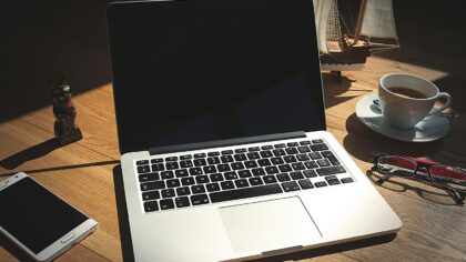 Power bank buying guide for laptops, tablets and phones on the go