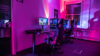 Practical gaming gadgets that make long sessions more comfortable