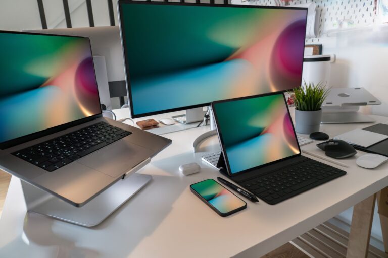 Portable monitor laptop