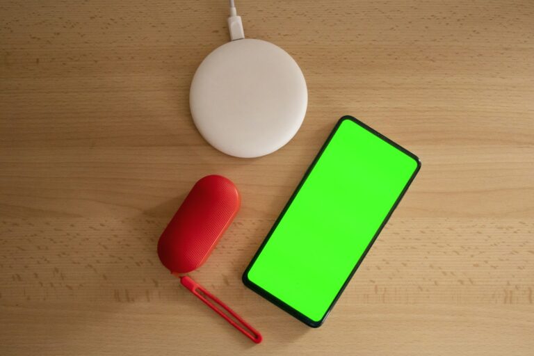 Headphones case cable