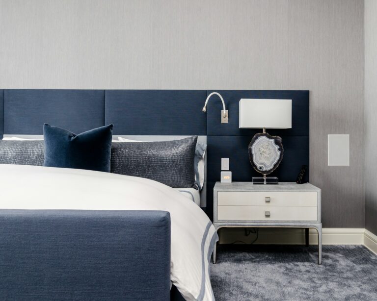 Bedroom smart fan