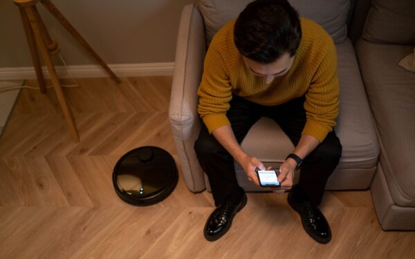 Smart home for renters: how to set up flexible automation without touching the walls