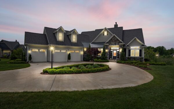 Smart outdoor lights for families: how to make gardens safer, brighter and easier to live with