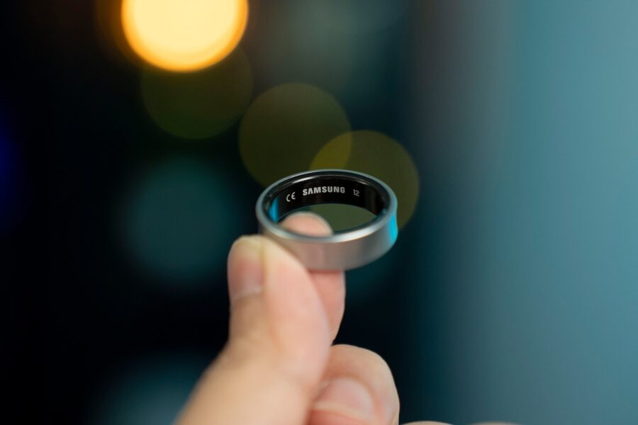 Hand wearing smart