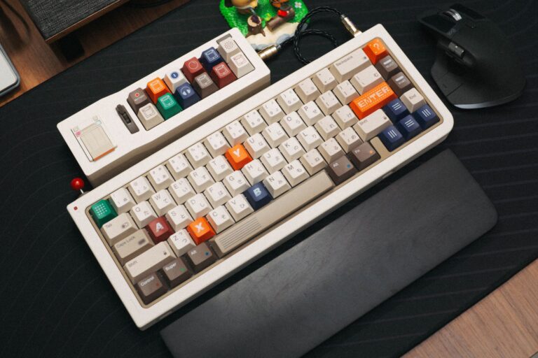 Gaming keypad mechanical