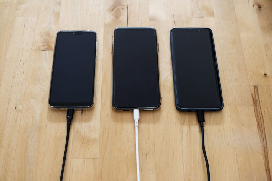 Smartphone usb-c cable