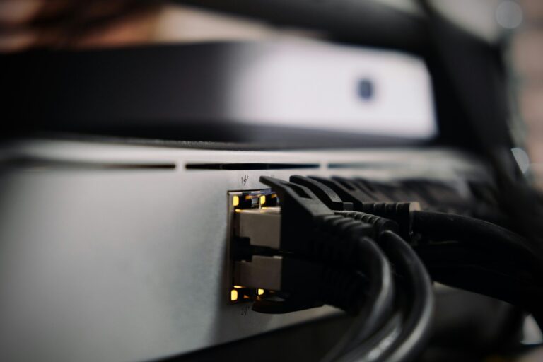 Hdmi cables back